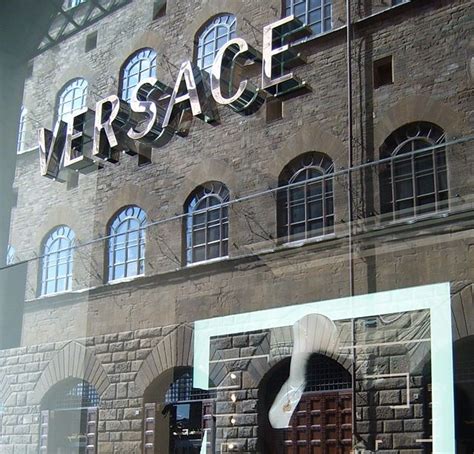 fianni versace|Gianni Versace Wikipedia.